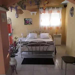  Séjour chez l'habitant Villas En Chanay 2 France